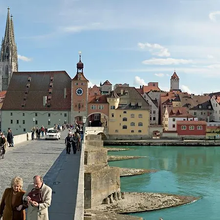 Szálloda Am Peterstor 3*