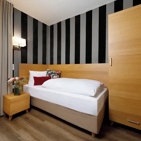 Am Peterstor فندق