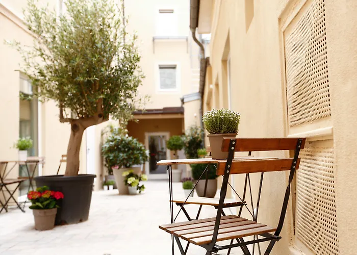 Hotel Am Peterstor 3*